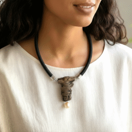 Kaelaehe TORMISÜDA – ajupuit, pärl