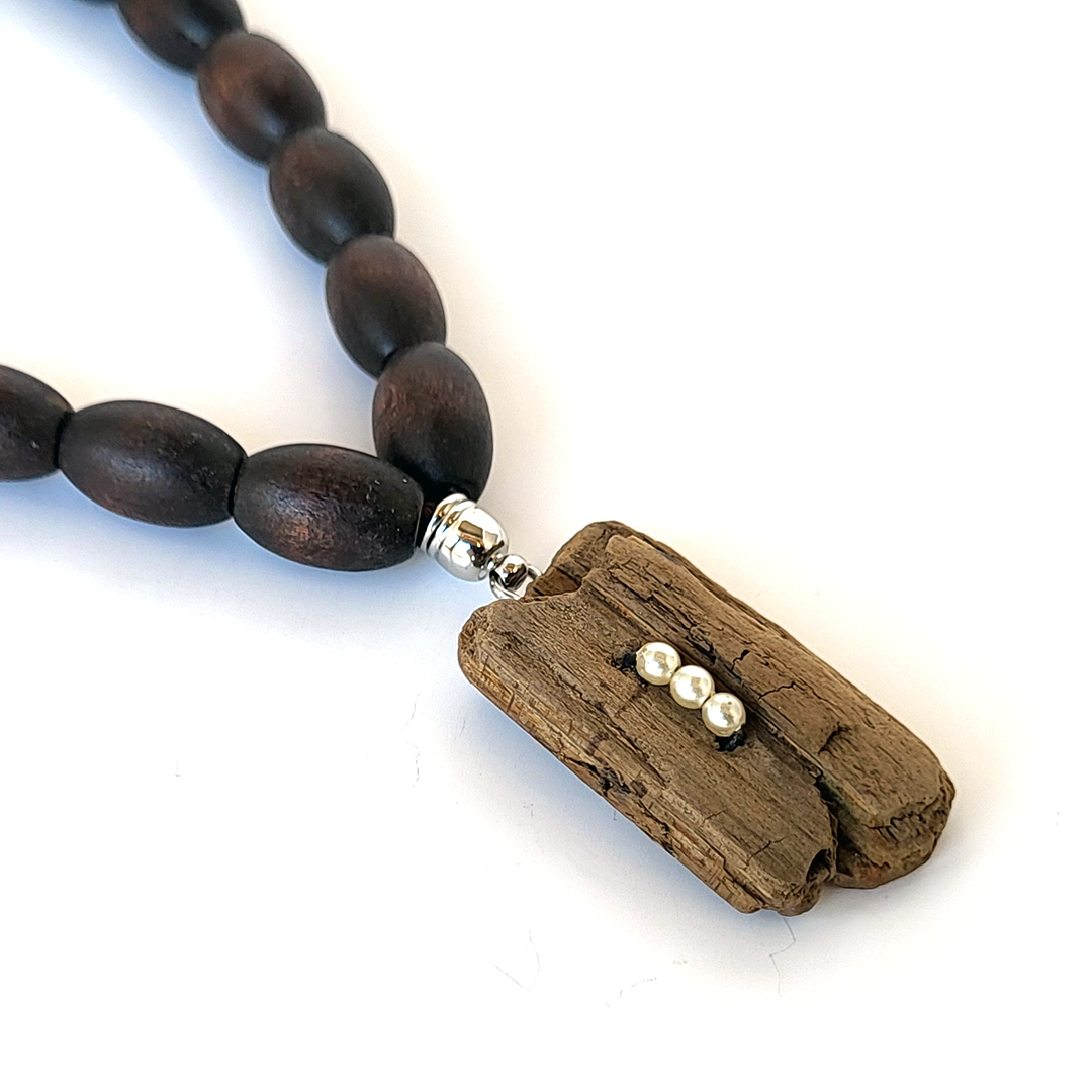 Kaelaehe. Sari CARINA – ajupuit, pärl - Image 4